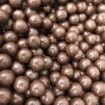 Avelã com chocolate meio amargo à granel - Imagem 2