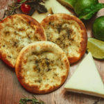 Esfiha de queijo aberta 10 unid. (Somente SPC) - Imagem 2